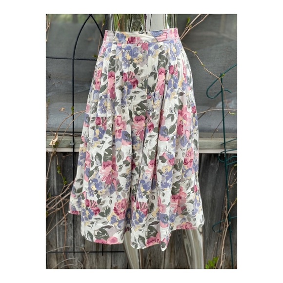 SOLD Cottagecore Vintage Floral Skirt Midi Pleat Volup